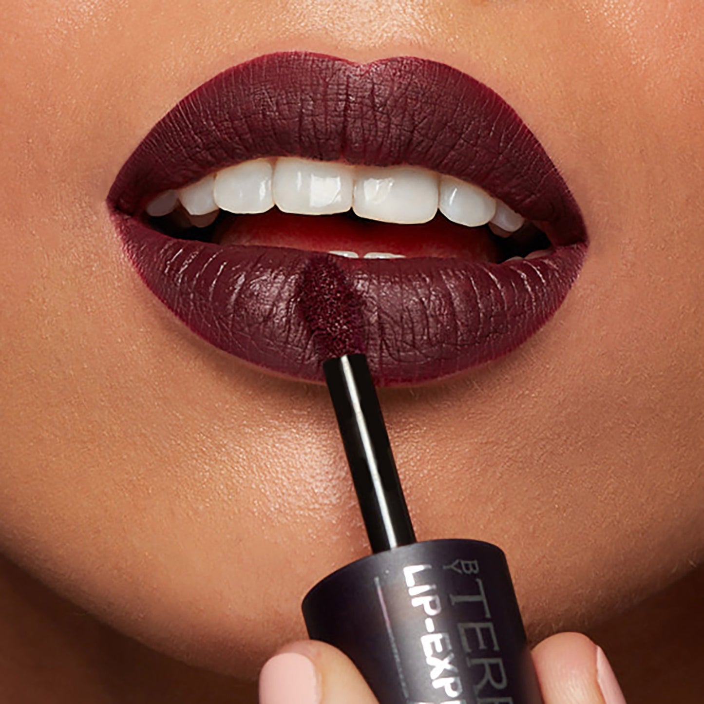 Lip-Expert Matte