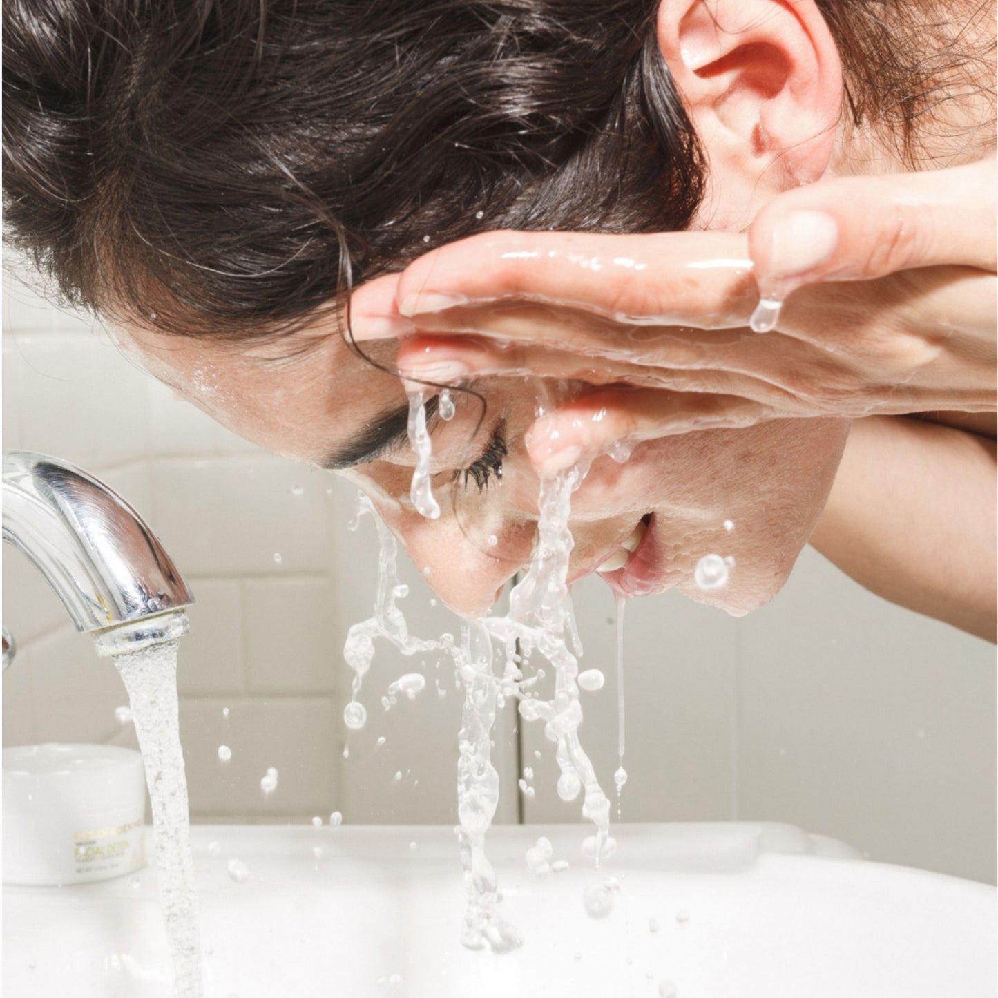 Pure Start Detoxifying Facial Cleanser