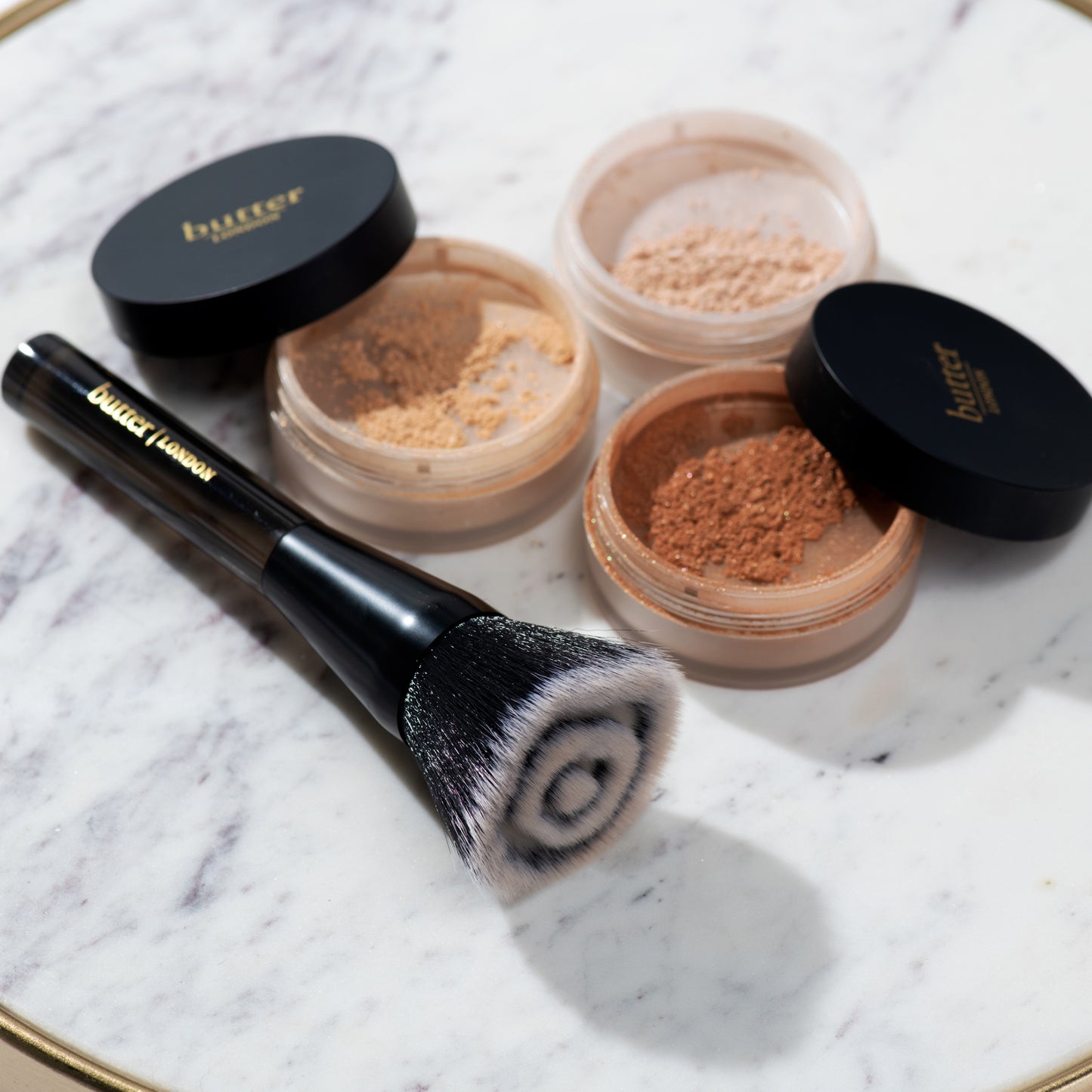 LumiMatte Blurring Finishing & Setting Powder