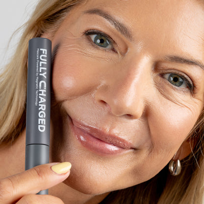 Fully Charged Mascara With Magnetic Technology