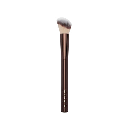 No. 15 Blush Brush