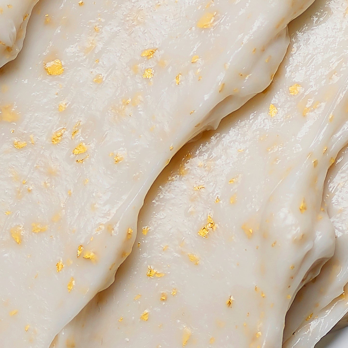 SublimeÂ GoldÂ Opulent Transforming Mask