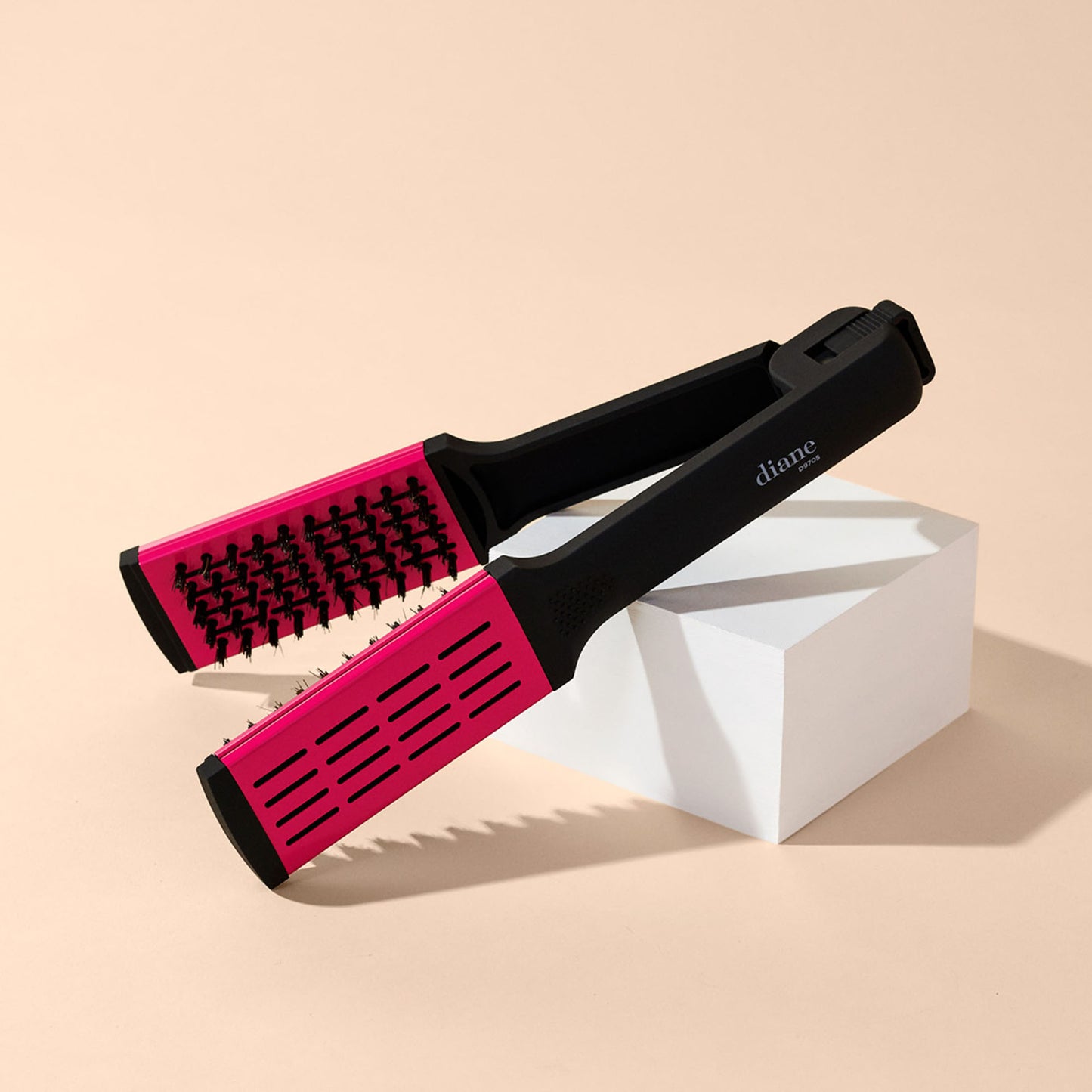 Ceramic Straightening Brush