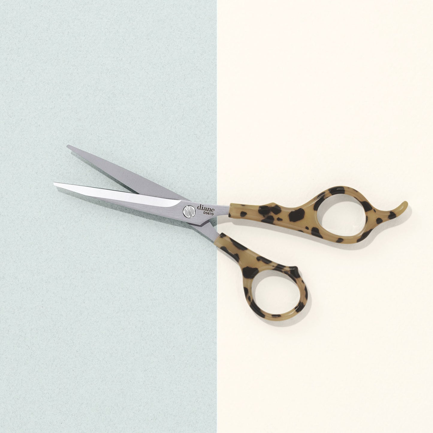 Tortoise Hair Cutting and Trimming 6 Inch Shear