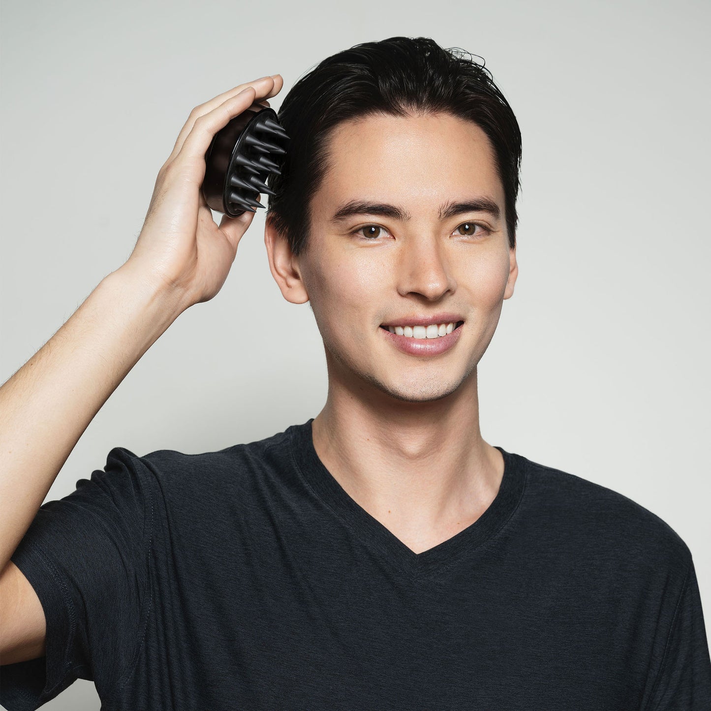 Mens Scalp Massage Shampoo Brush - Black