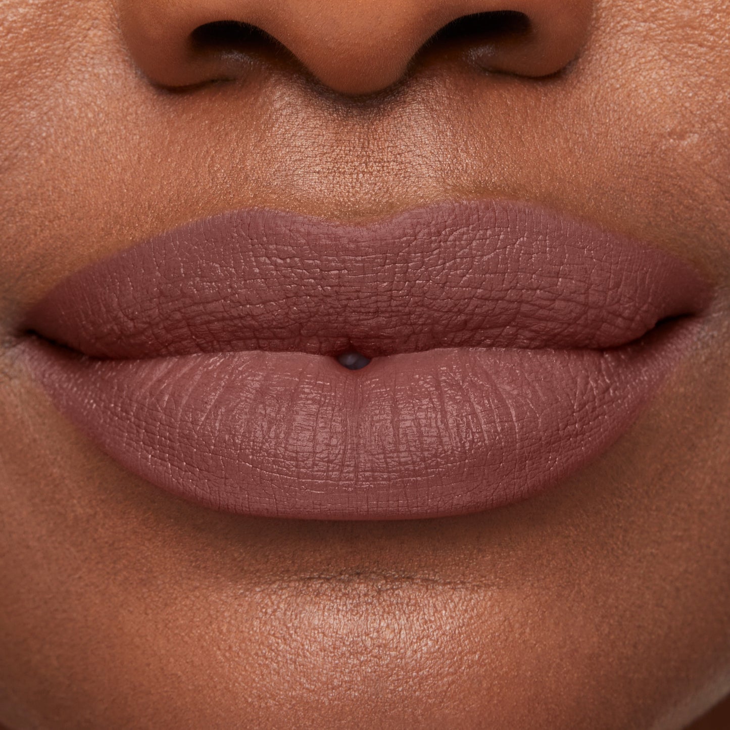 Mineralist Lasting Lip Liner