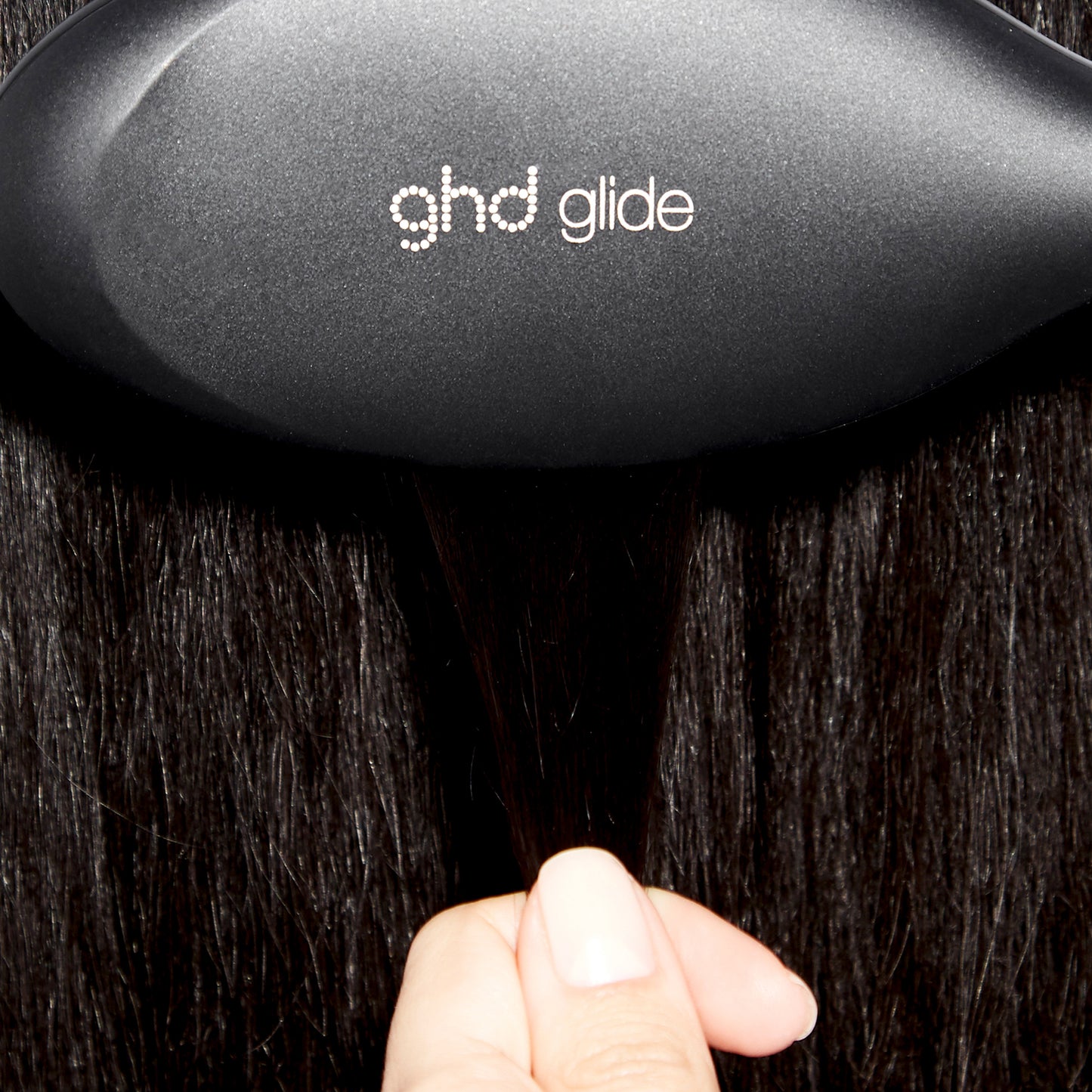 Glide Smoothing Hot Brush