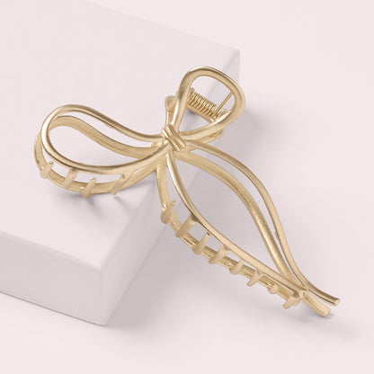 Gilded Knot Clip
