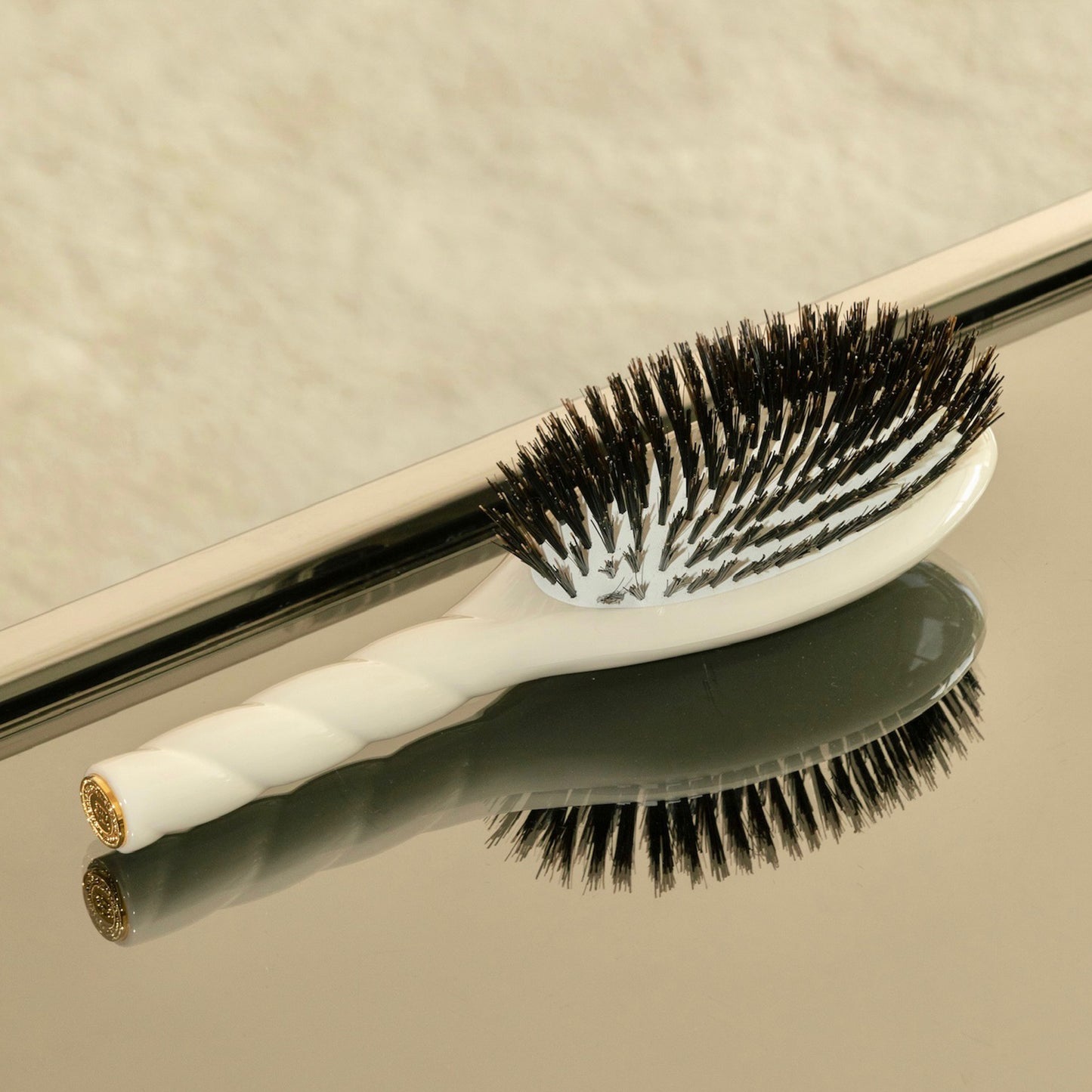 Large Brush N.01 The Universal Shine & Care Hairbrush