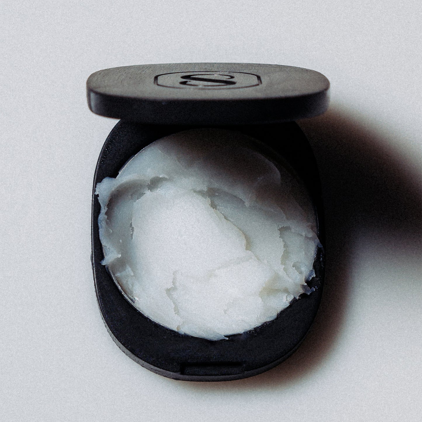 The Solid Perfume - Braless