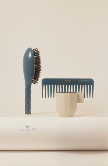 The Large Detangling Comb in Acetate Ink Blue