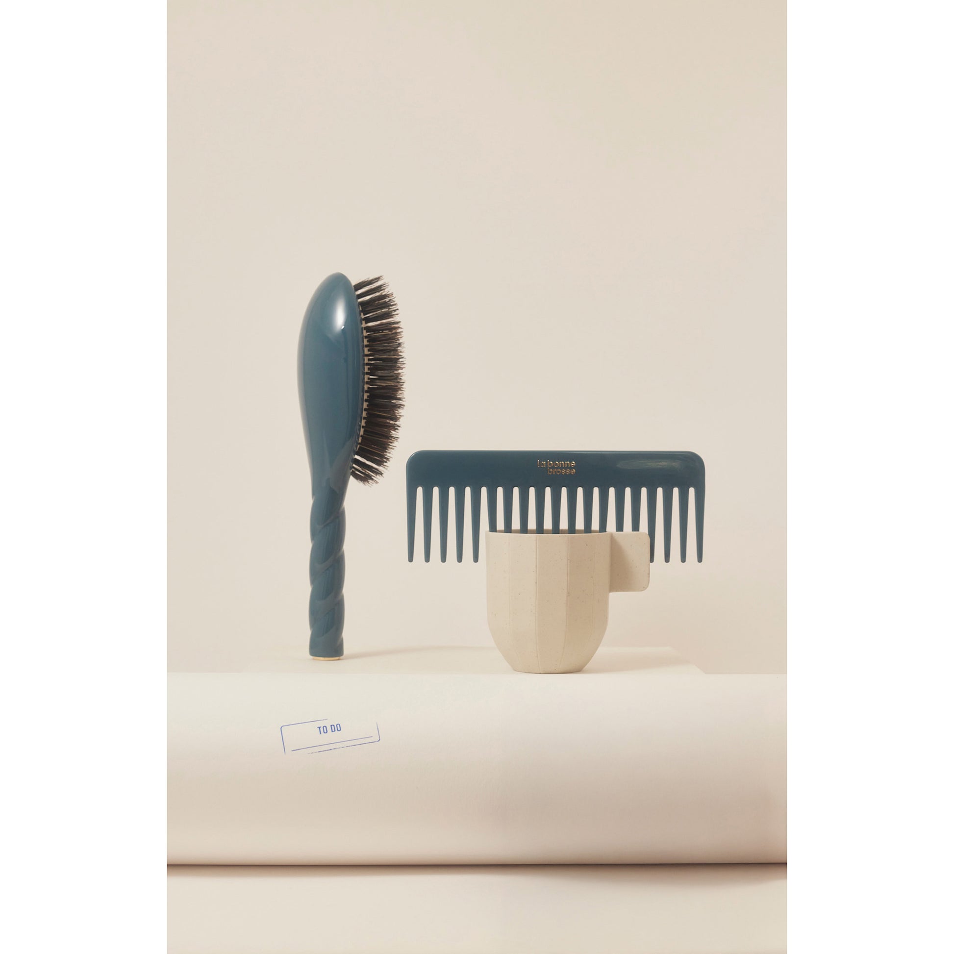 The Large Detangling Comb in Acetate Ink Blue