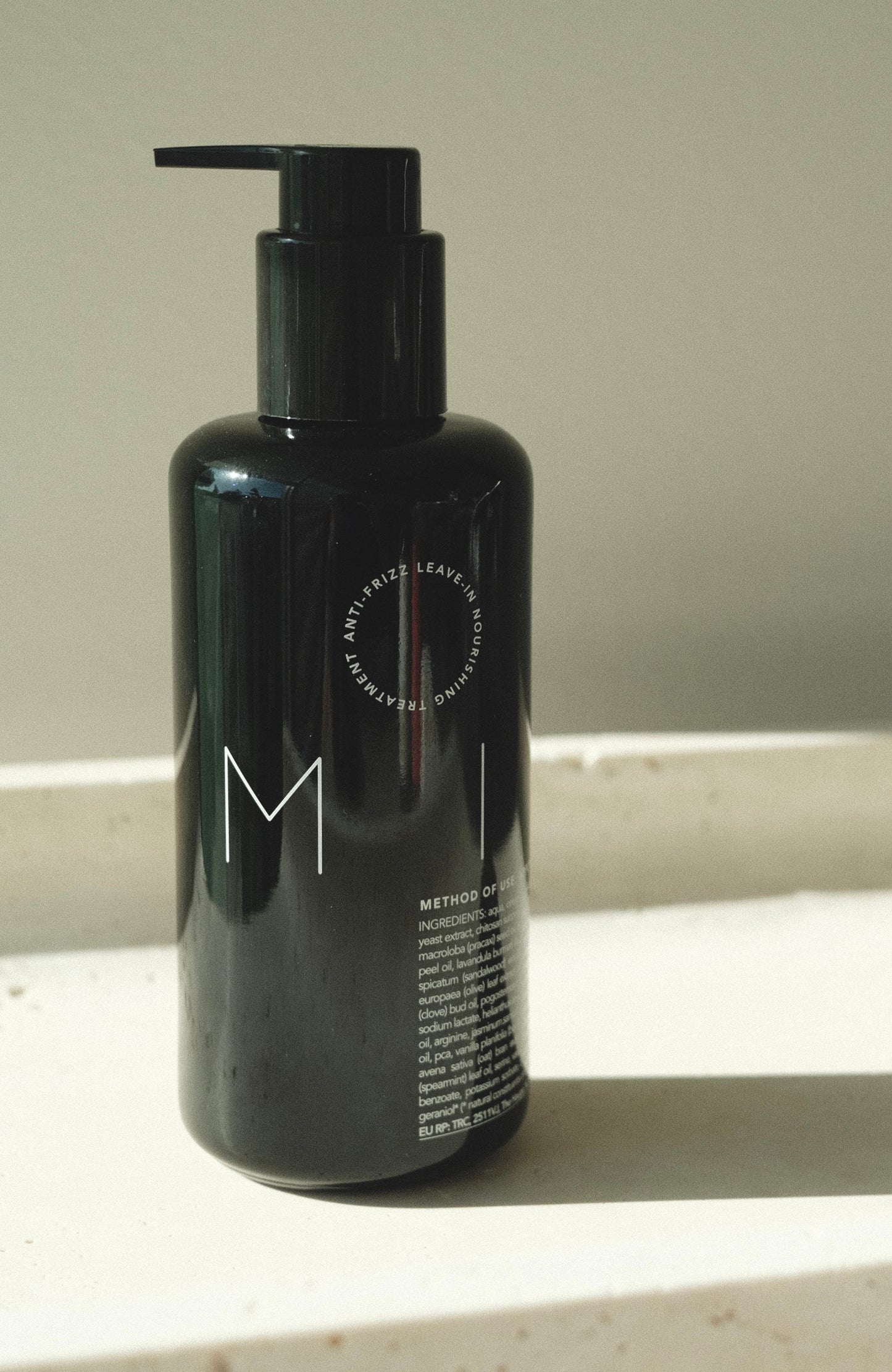 Mini Milk Anti-Frizz Leave-in Treatment