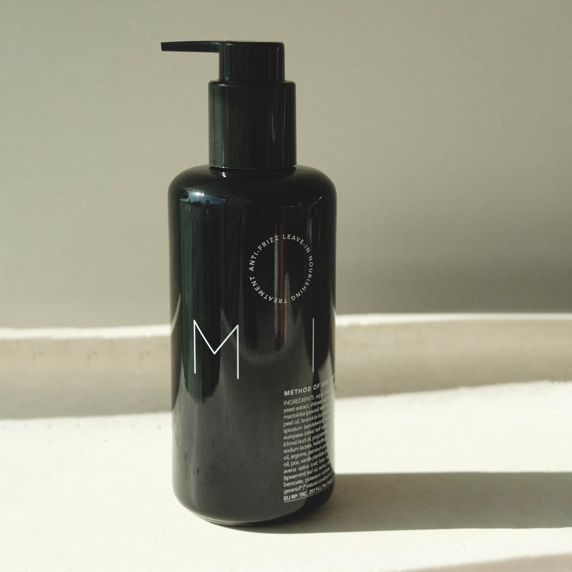 Mini Milk Anti-Frizz Leave-in Treatment