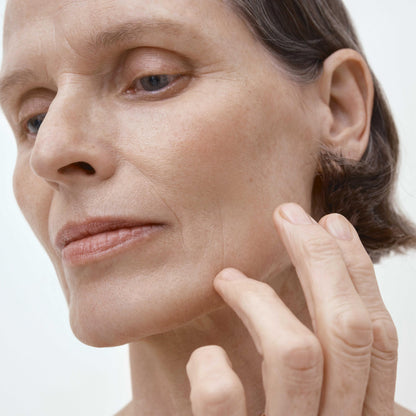 The SMOOTH Dynamic Wrinkle Defense Serum